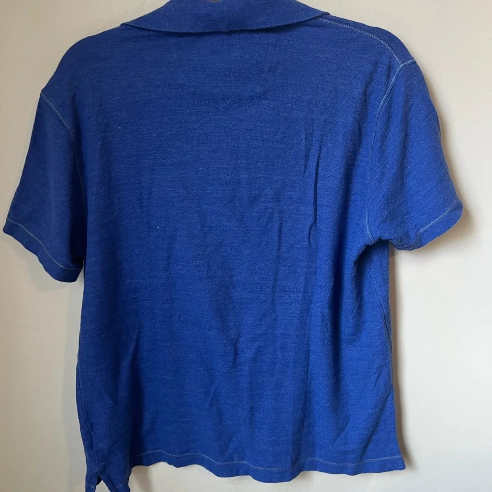 Robert Graham Blue Polo, size medium - Picture 4 of 5